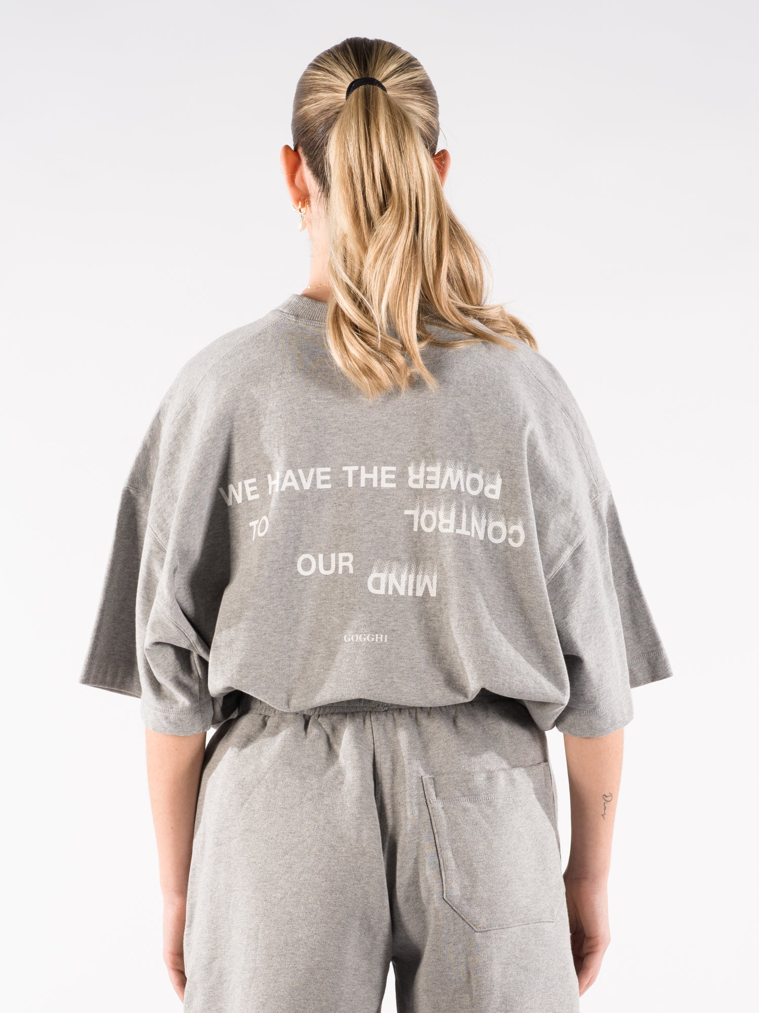 T-Shirt Oversized Grey back print